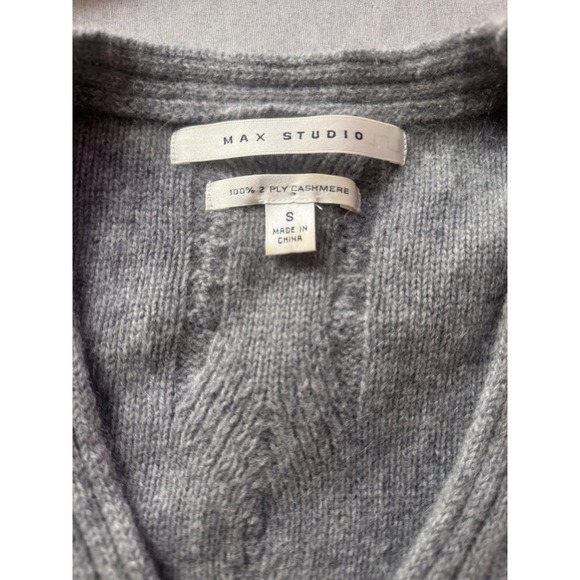 Max Studio 100% Cashmere Gray Sweater Top Sz S Luxe Cozy Minimalist Chic - Picture 3 of 5
